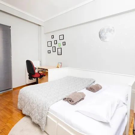 Four Reasons Apts Ntepo Thessaloniki Exterior photo