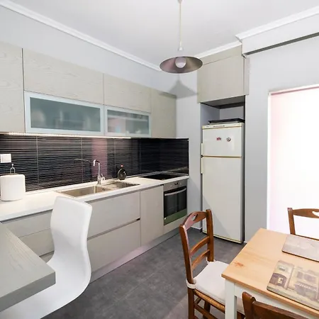 Four Reasons Apts Ntepo Thessaloniki Exterior photo